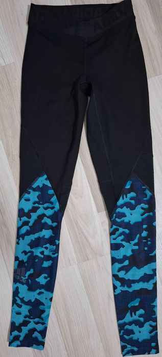 Спортен клин Adidas става и за S