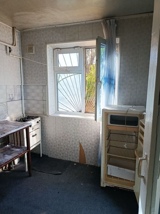Продаётся уютная 1-комнатная квартира в удобном и развитом районе.