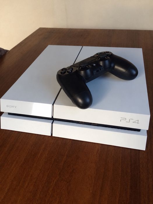 PlayStation 4 и топ игры