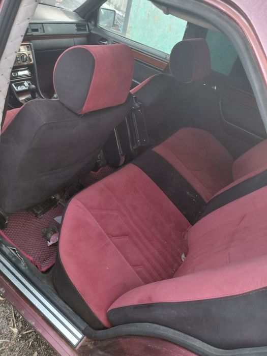 Продам 124 2.3 на январе с