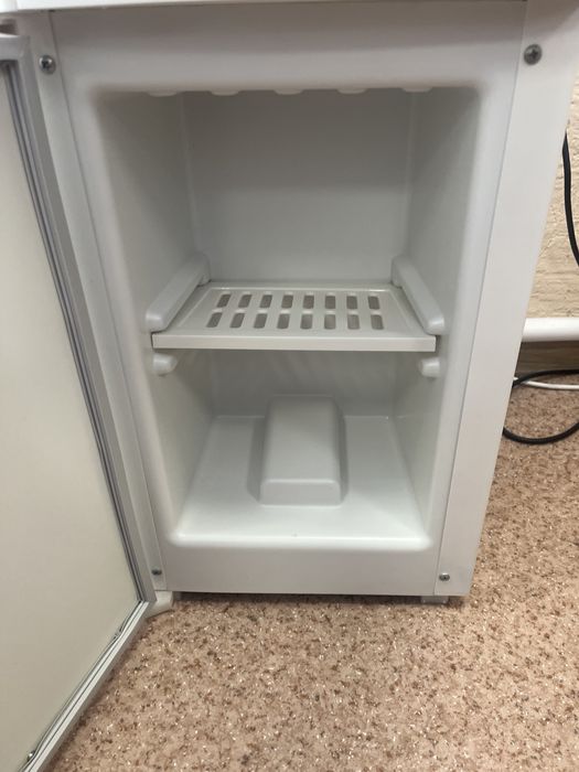 Продаётся диспенсер для воды Midea MYD718S-x