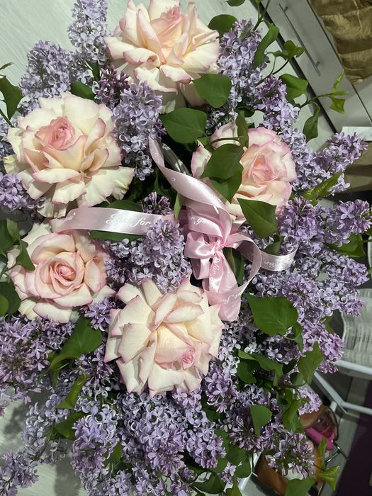 Апрельский сирень букет корзина