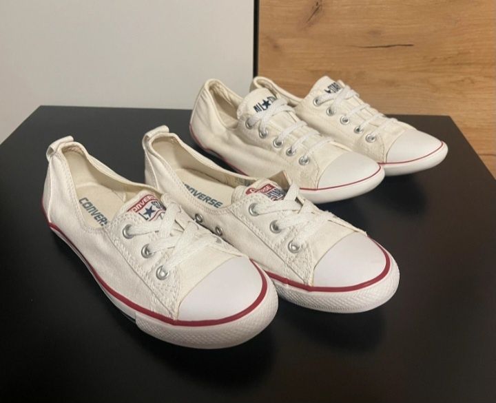 Vând teniși converse