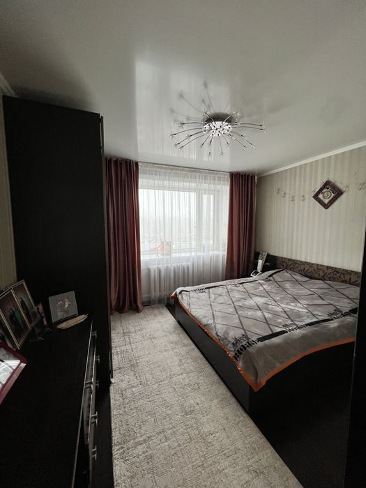 Продам 4 Комн квартиру