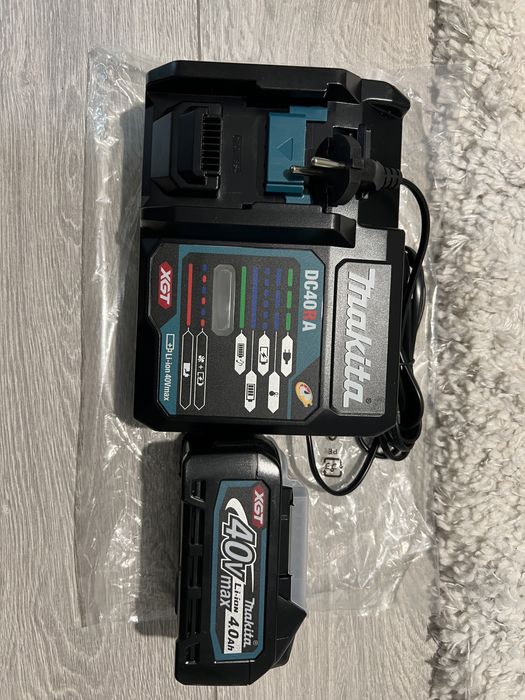 Makita baterie 40V 4.0Ah plus incarcator NOU