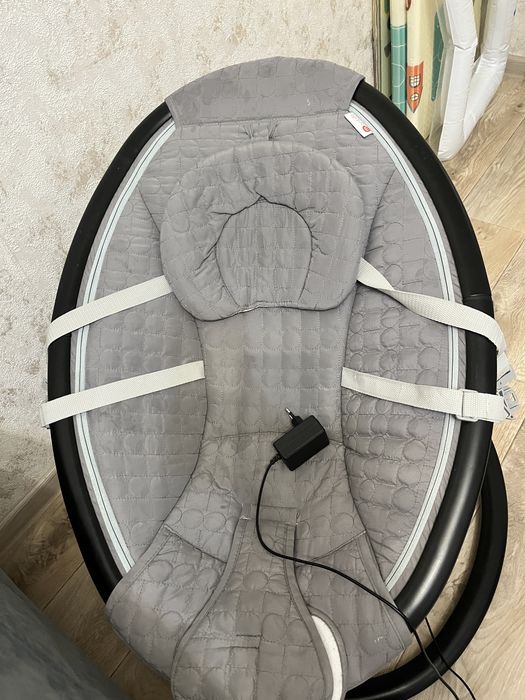 Продам шезлонг детский