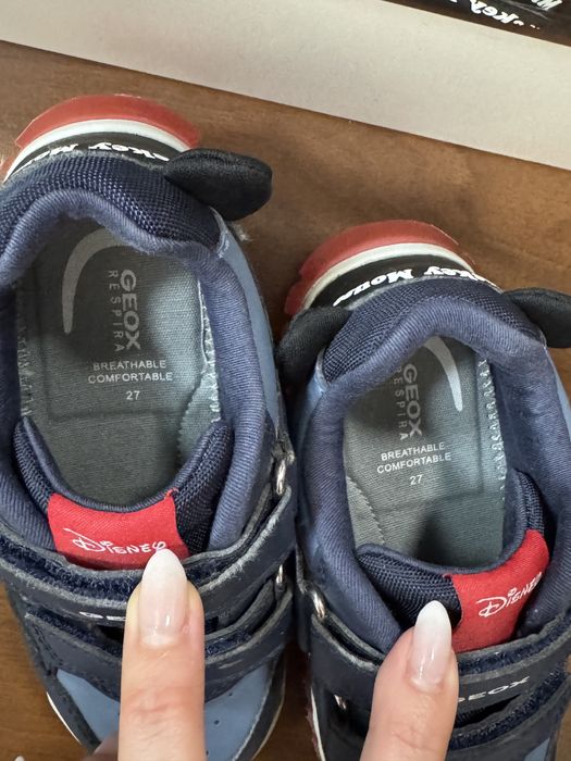 Светещи маратонки GEOX