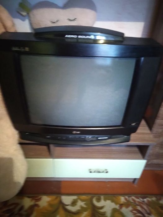 Телевизор цветной  LG