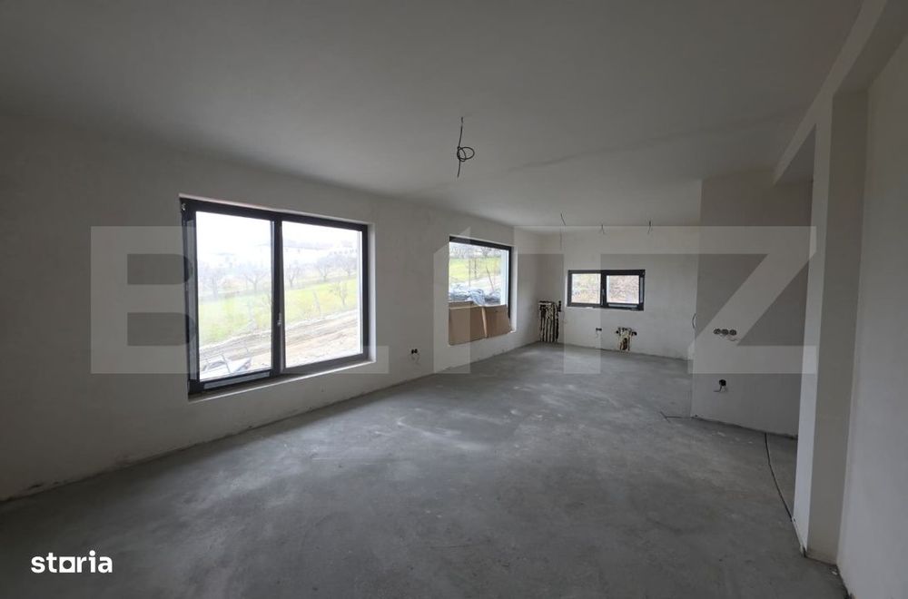 Apartament spatios 110 mp, 2 parcari, terasa si curte, finisat la chei