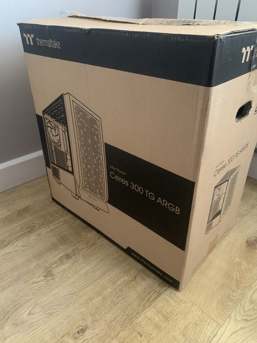 Корпус Thermaltake