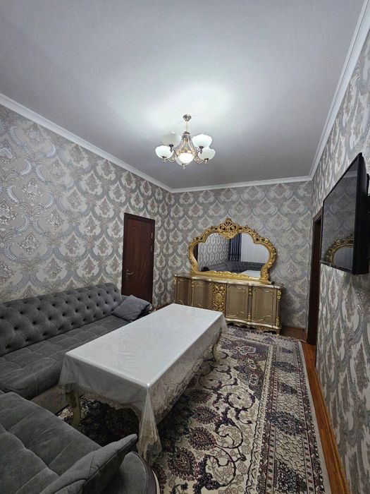 Bezmakler Chilonzor metro yonida kvartira bor 2/2/9