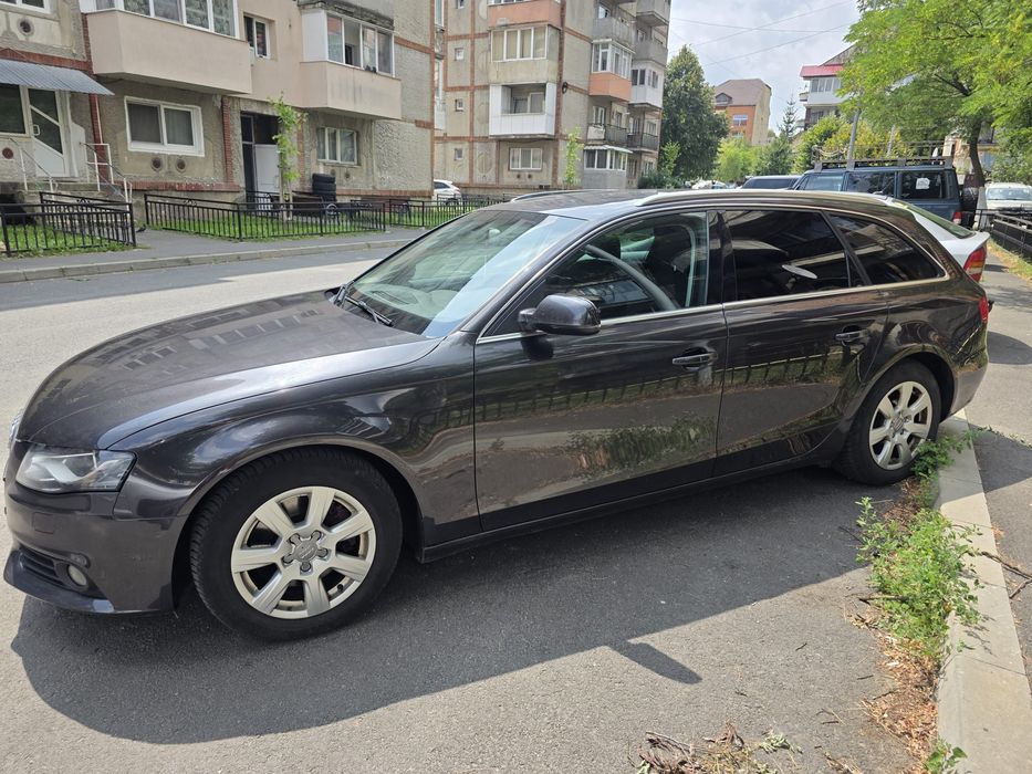 Vând Audi A4 break