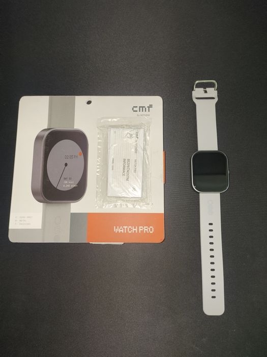 Часовник cmf watch pro
