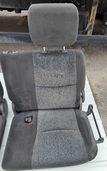 Заднее сиденье на Lexus 470