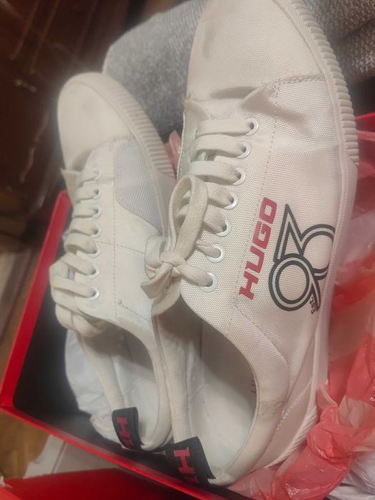 Обувки hugo boss