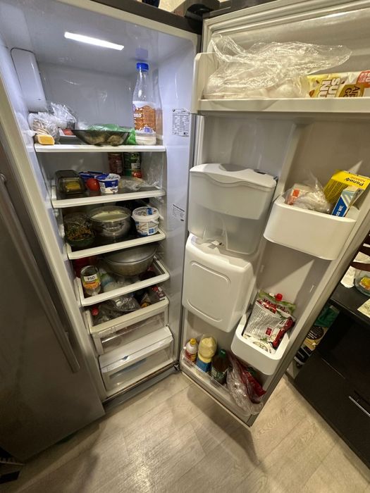 продам холодильник срочно