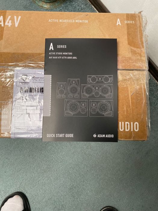 Monitor boxa studio ADAM AUDIO A4V NOU!