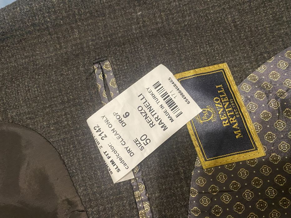 Продам костюм ,в идеальном состоянии