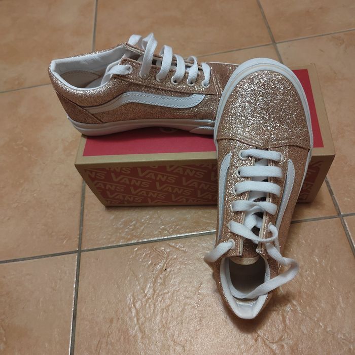 Дамски Сникърси Vans