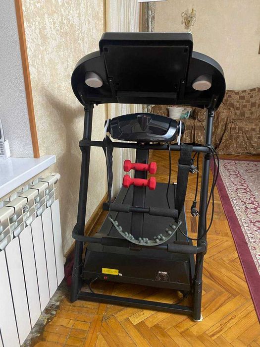 Продаётся беговая дорожка PowerGym P6 300MI
