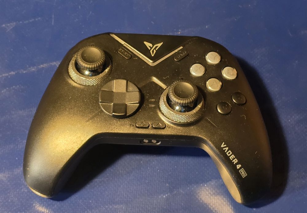 Геймпад Flydigi Vader 4 Pro для ПК и телефона
