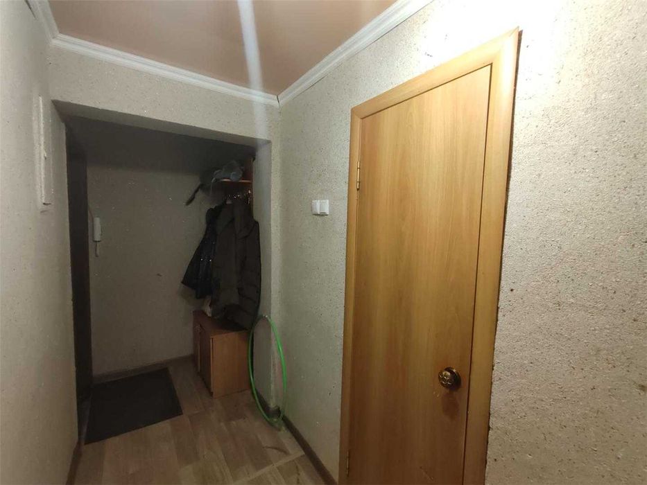 Продам 2к квартиру в блочном доме на 3 эт.