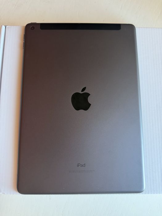 Apple iPad 9th Gen (2021) 64GB Wi-Fi + Cellular – Space Gray