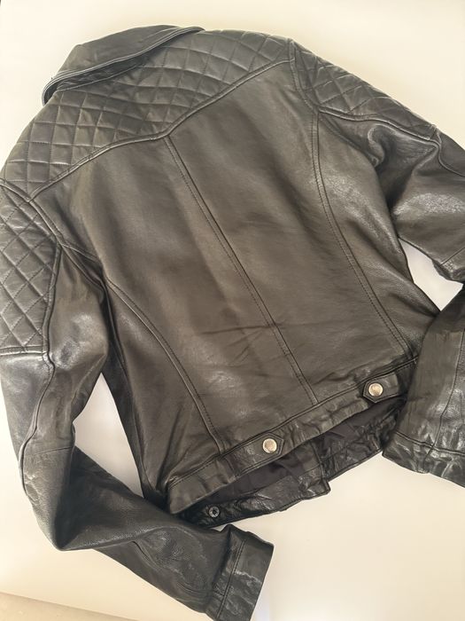 Яке от естествена кожа на Zara