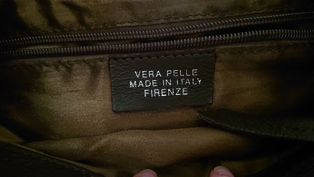 Geantă Vera Pelle în stare bună.