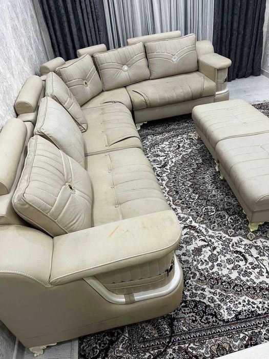 Зал учун диван уголок