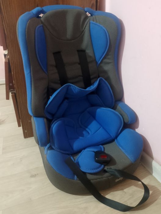 Продам авто кресло