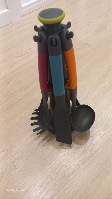 Кухонный набор от бренда:Joseph