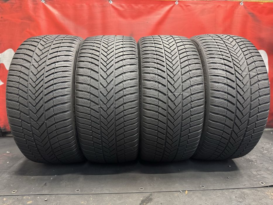 285 40 21, Зимни гуми, Bridgestone BlizzakLM005, 4 броя