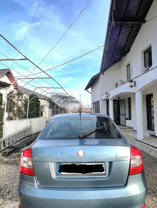 Vand Skoda Octavia 2, motor 1.6 diesel, an 2010