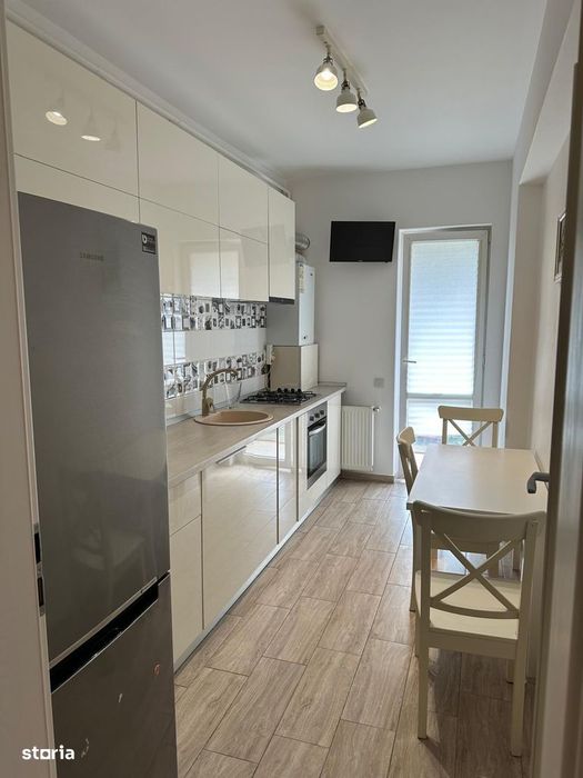 Apartament 2 camere , 2 balcoane , debara , dressing , loc de parcare