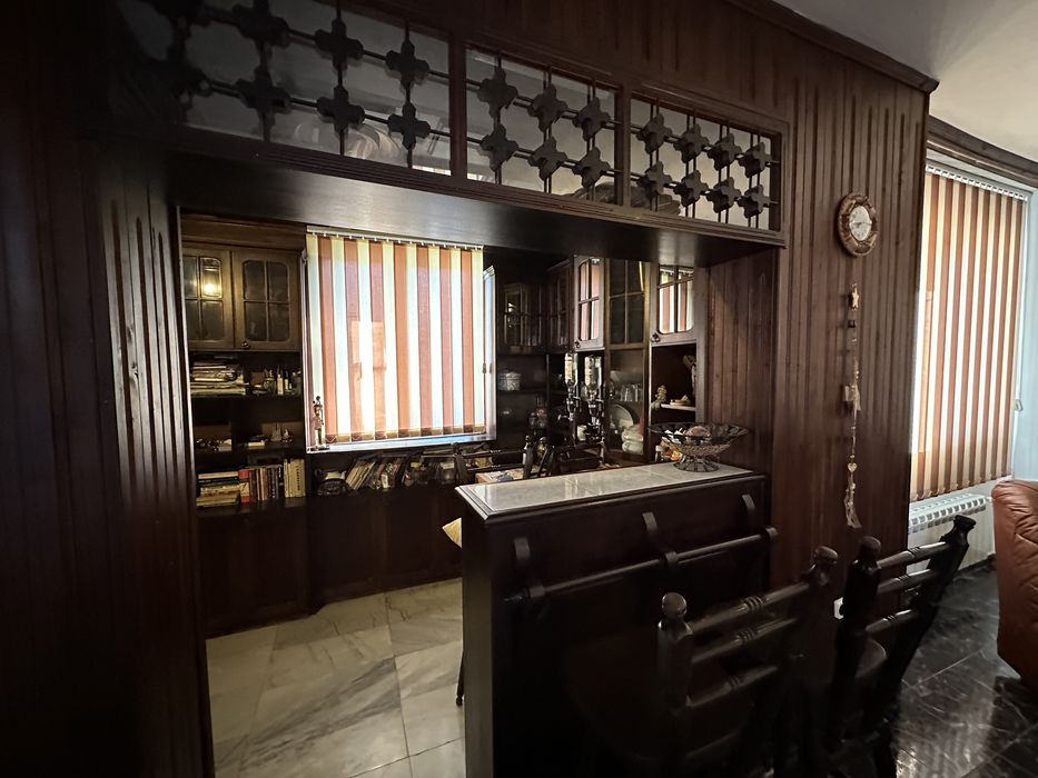 Продава се Къща в Горна Оряховица - 210 кв.м за 739 €/кв.м - Снимка #2