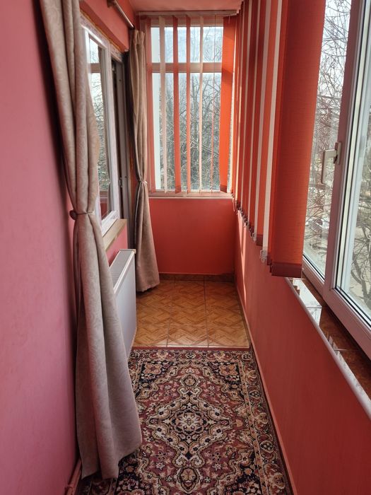 Inchiriez apartament 2 camere