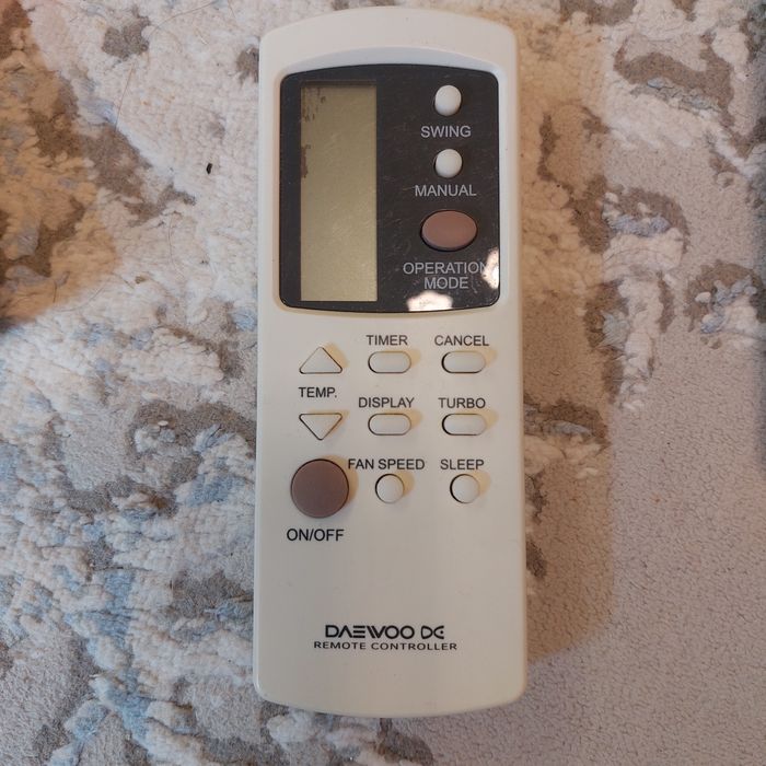 Продаётся пульт для сплит-системы LG, ALMACOM,GREE MIDEA,DITREEX DAEWO
