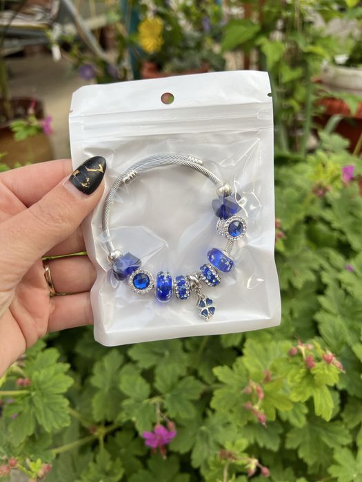 Гривна с твърда верижка