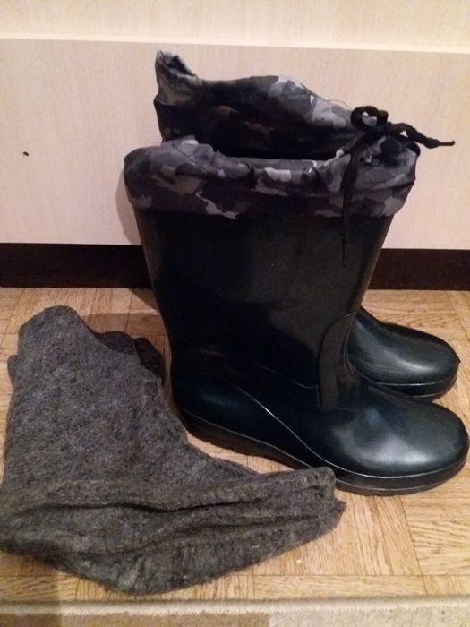 Резиновые сапоги