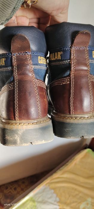 Продам ботинки CATERPILLAR