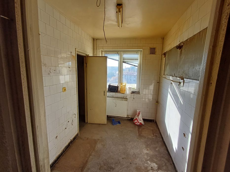 Debarasare mobila,apartamente,moloz