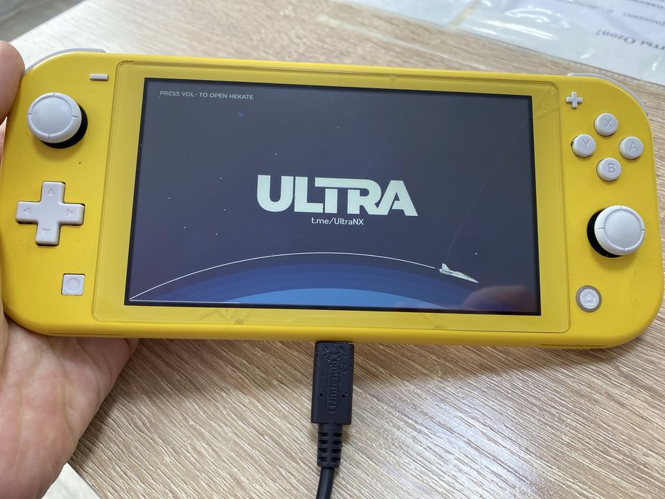 Nintendo switch lite прошитый
