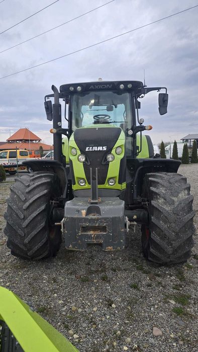 Tractor CLAAS Axion 810-PROMOTIE