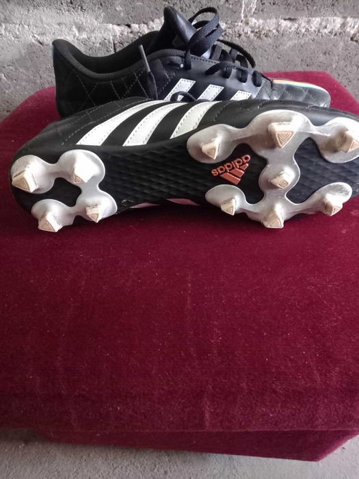 Мъжки футболни обувки