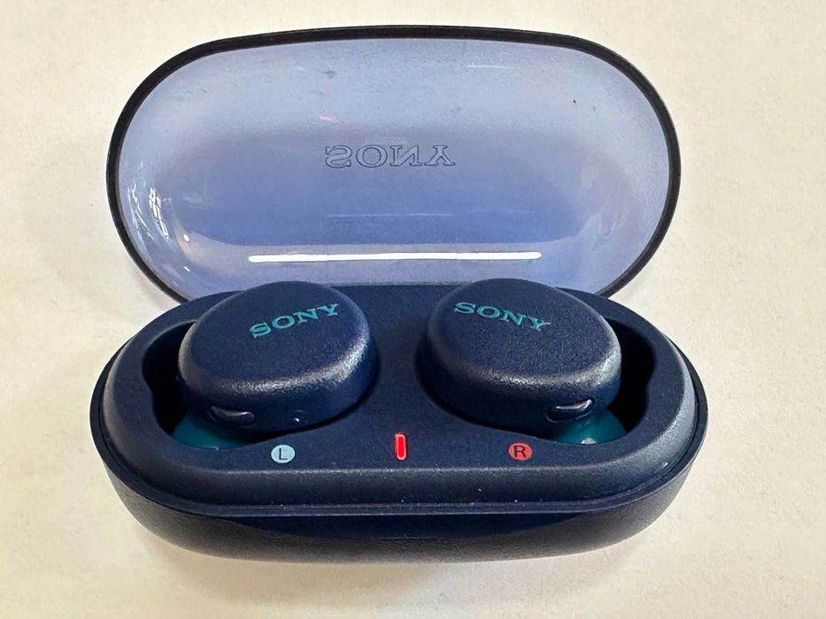 Безжични слушалки Sony - WF-XB700