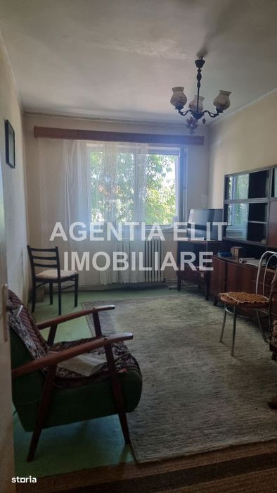 Apartament 3 camere, zona Colegiului Gheorghe Asachi