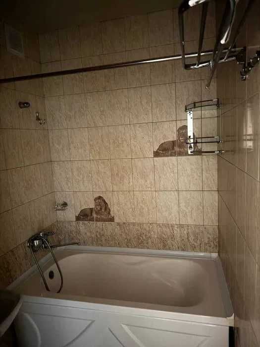 Продаётся квартира Юнусабад15 2 ком рядом метро Туркистон