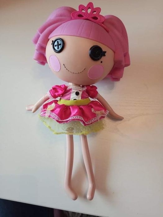 Лалалупси кукли, къщи и други