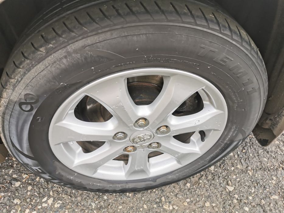 Продам диск с покрышка.